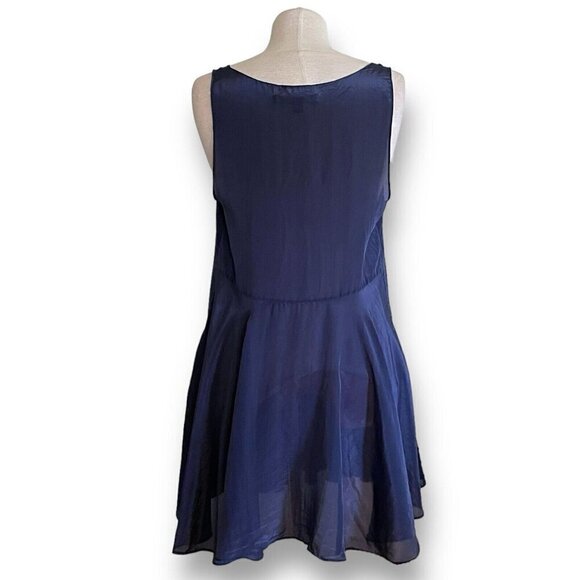 Elizabeth and James Womens Slip Dress Sz Medium Navy Blue Silk Swiss Dot V-neck - Picture 5 of 6